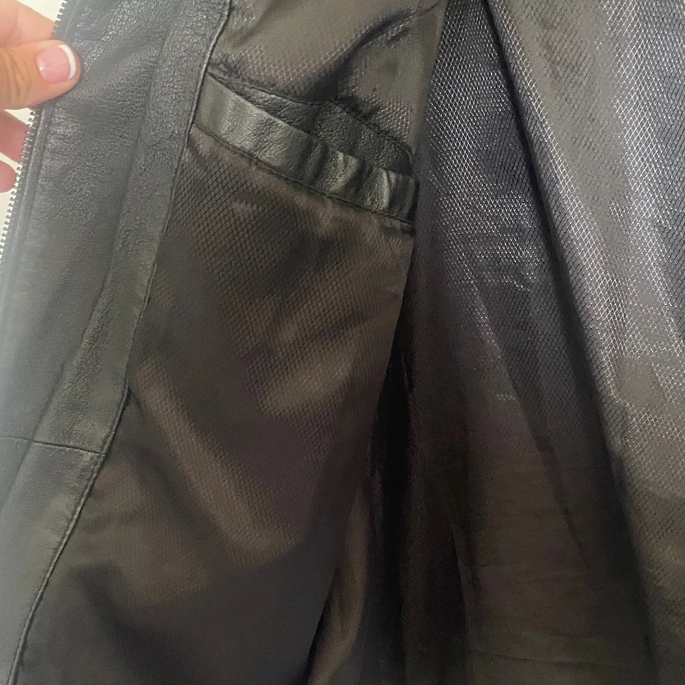 Classic Black Leather Zip Jacket - Picture 4 of 6